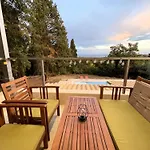 Nyaraló Nina *
