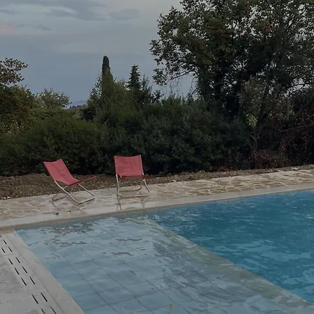 Nyaraló Nina Ágios Márkos