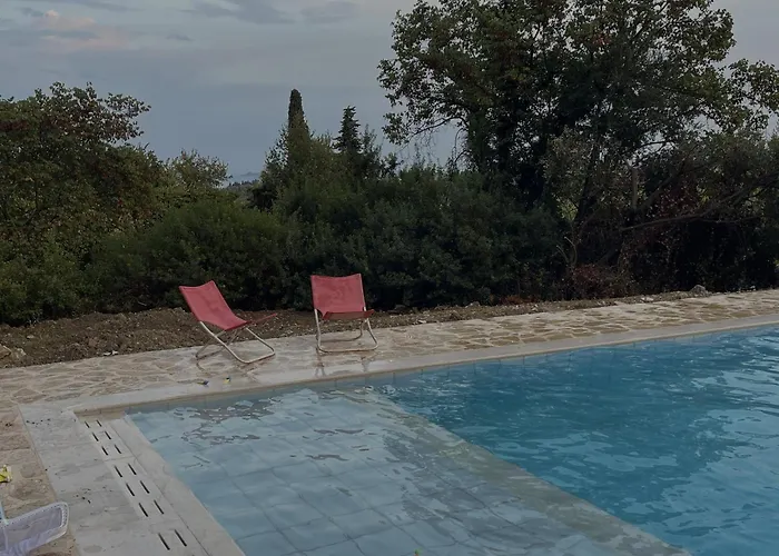 Nyaraló Nina Ágios Márkos