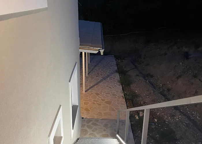 Nina Case de vacanță *